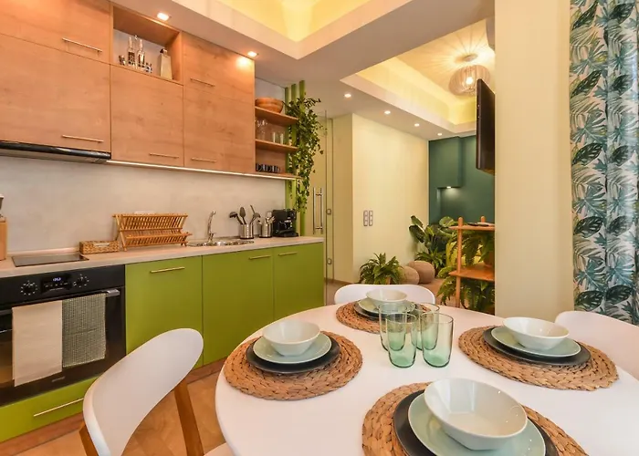 Chic 1br With Terrace In Center By Flat Mаnager *