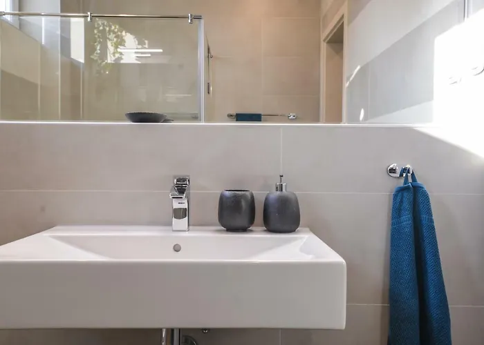 Apartamento Chic 1br With Terrace In Center By Flat Mаnager Sófia