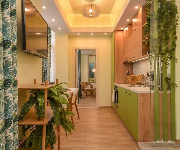 Chic 1br With Terrace In Center By Flat Mаnager