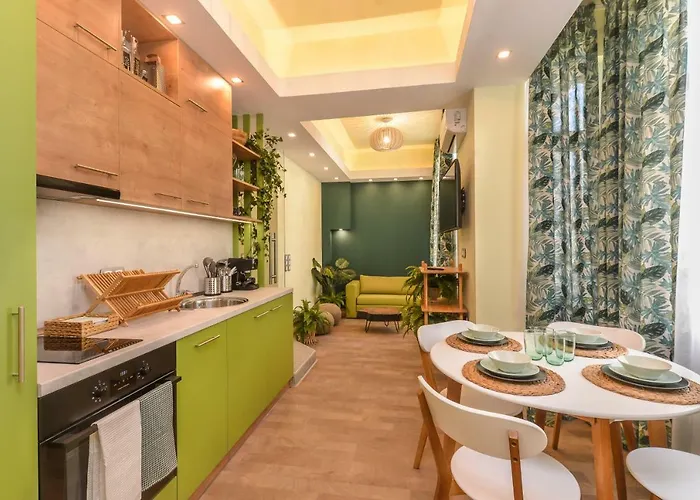 Daire Chic 1br With Terrace In Center By Flat Mаnager