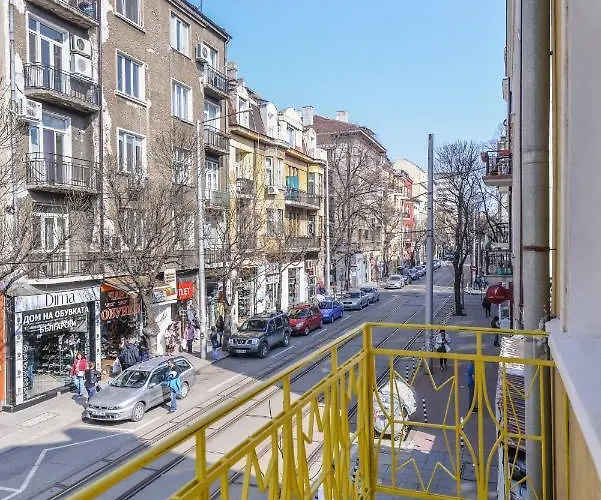 Chic 1br With Terrace In Center By Flat Mаnager *